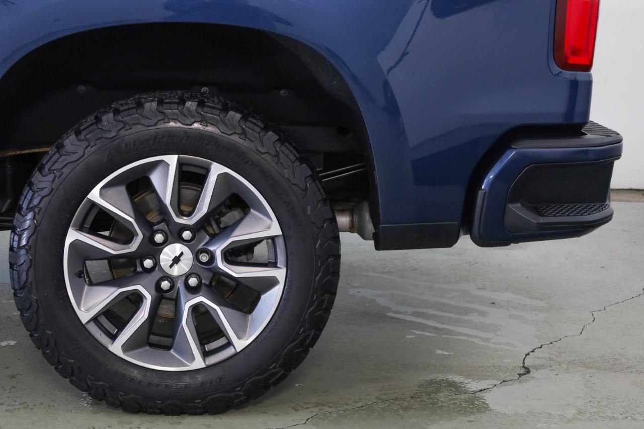 Chevrolet Silverado 1500 4WD Crew Cab 147" RST 2021