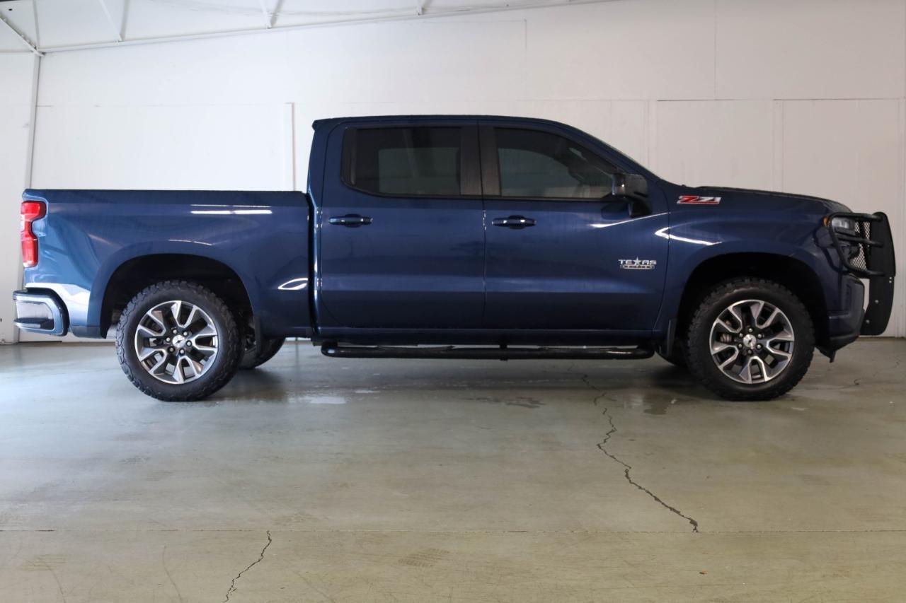 Chevrolet Silverado 1500 4WD Crew Cab 147" RST 2021