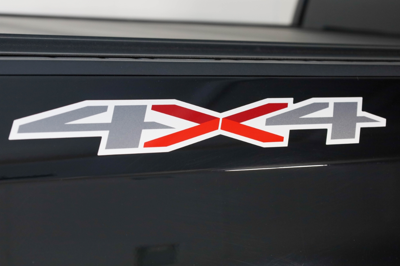 Chevrolet Silverado 1500 4WD Crew Cab 147" LTZ 2019