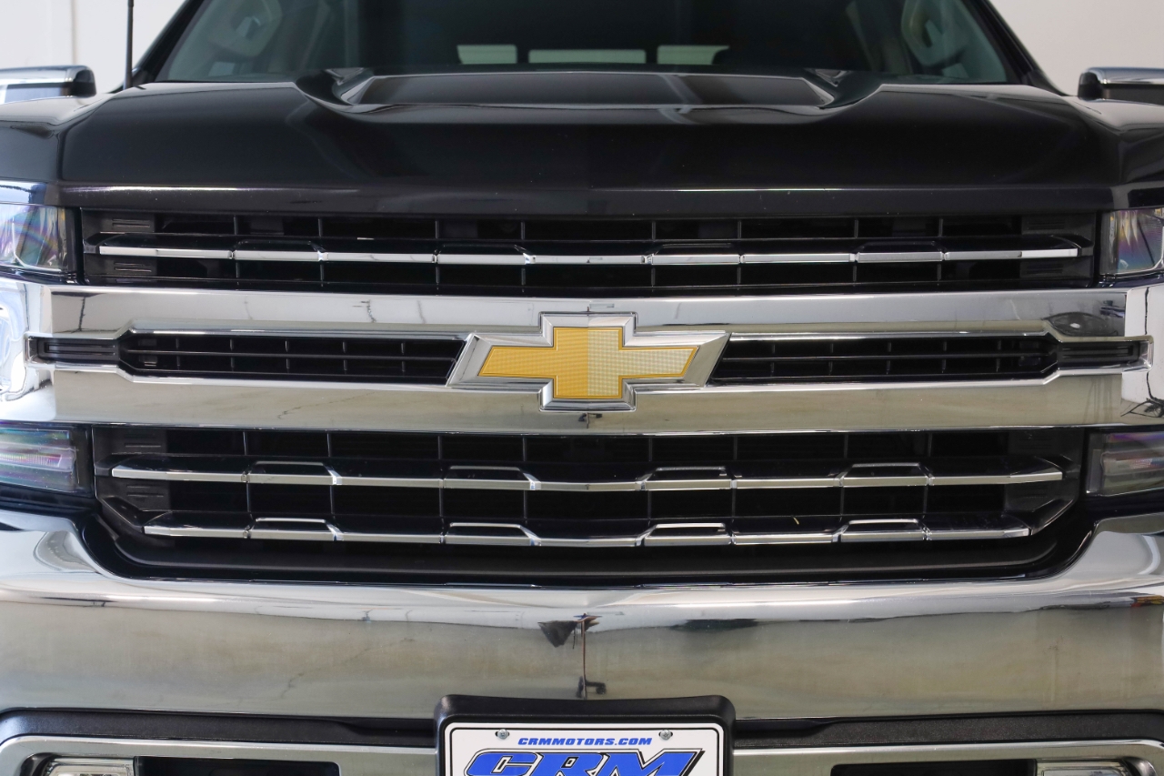 Chevrolet Silverado 1500 4WD Crew Cab 147" LTZ 2019