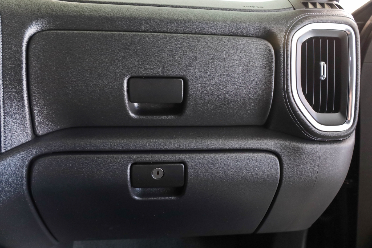 Chevrolet Silverado 1500 4WD Crew Cab 147" LTZ 2019