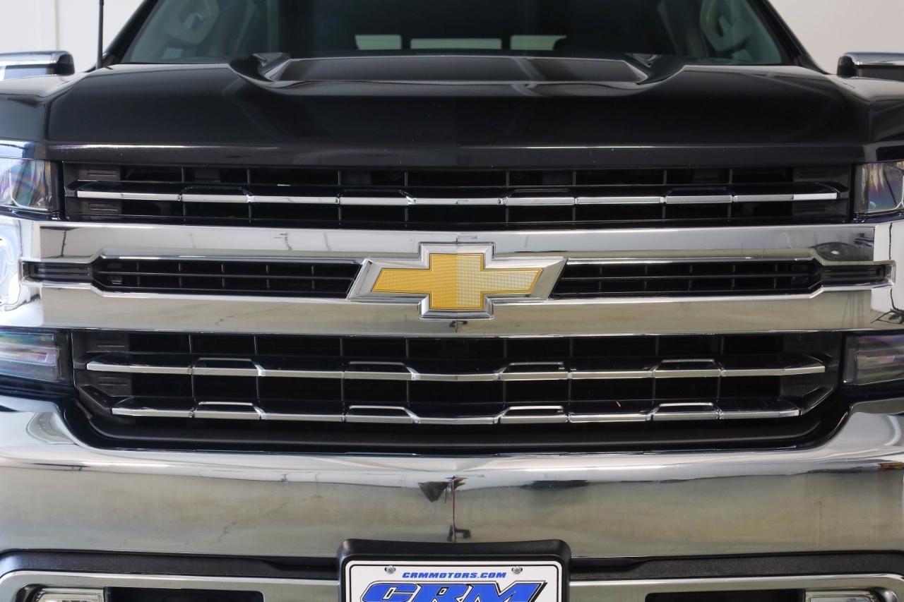 Chevrolet Silverado 1500 4WD Crew Cab 147" LTZ 2019