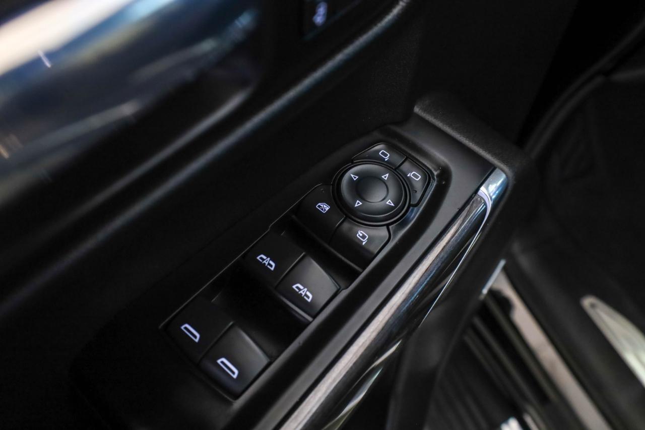 Chevrolet Silverado 1500 4WD Crew Cab 147" LTZ 2019