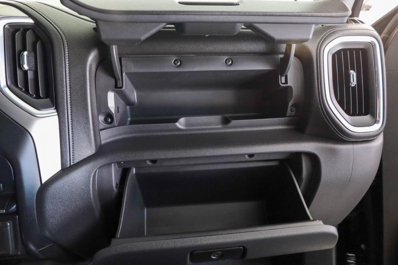 Chevrolet Silverado 1500 4WD Crew Cab 147" LTZ 2019