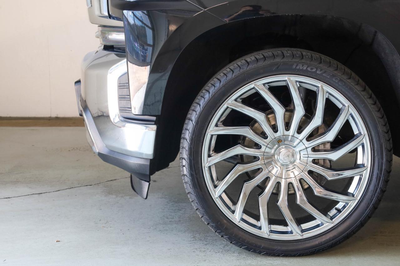 Chevrolet Silverado 1500 4WD Crew Cab 147" LTZ 2019