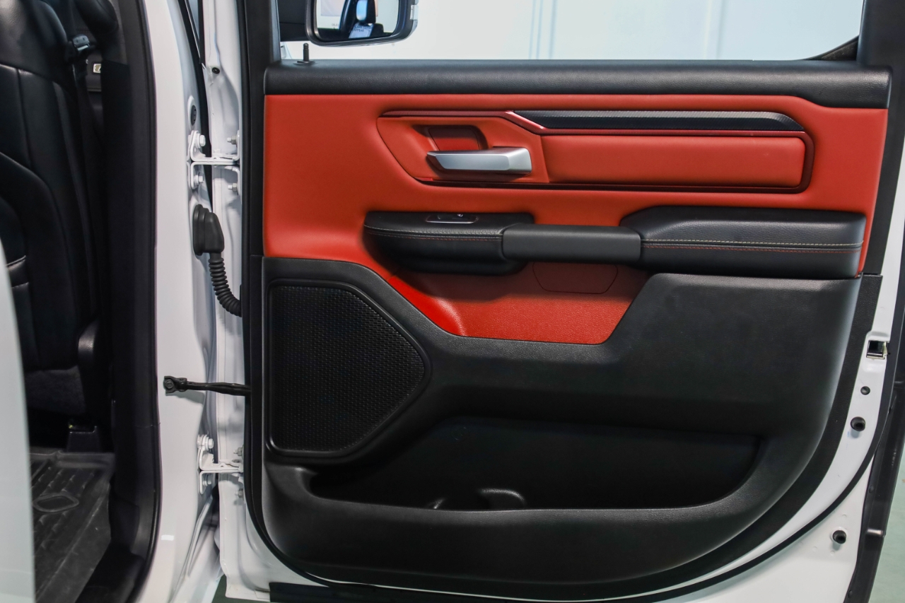 RAM 1500 Rebel 4x4 Crew Cab 5'7" Box 2024