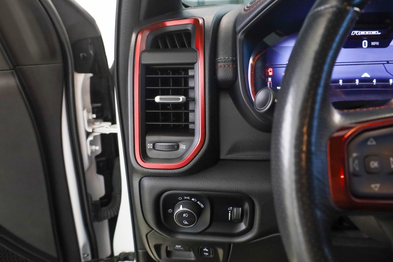 RAM 1500 Rebel 4x4 Crew Cab 5'7" Box 2024