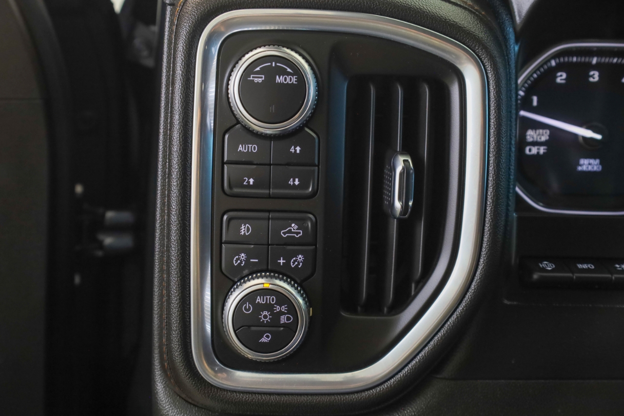GMC Sierra 1500 4WD Crew Cab 147" AT4 2021