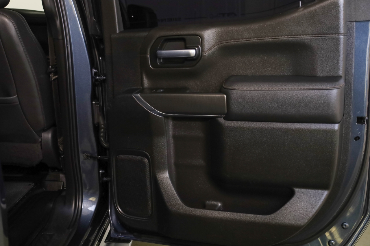 GMC Sierra 1500 4WD Crew Cab 147" AT4 2021