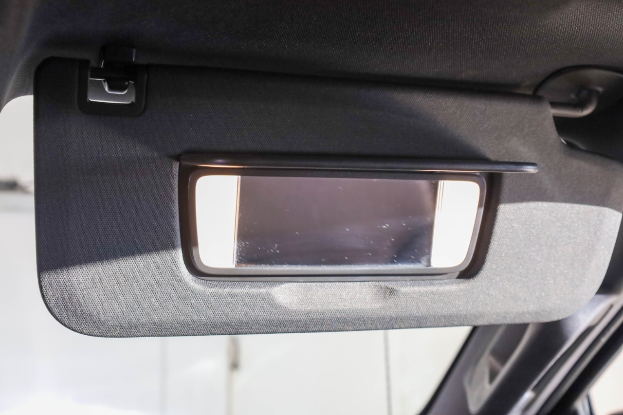 GMC Sierra 1500 4WD Crew Cab 147" AT4 2021