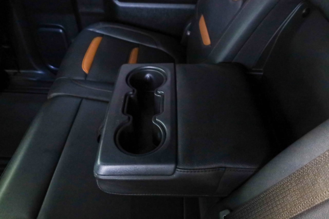 GMC Sierra 1500 4WD Crew Cab 147" AT4 2021