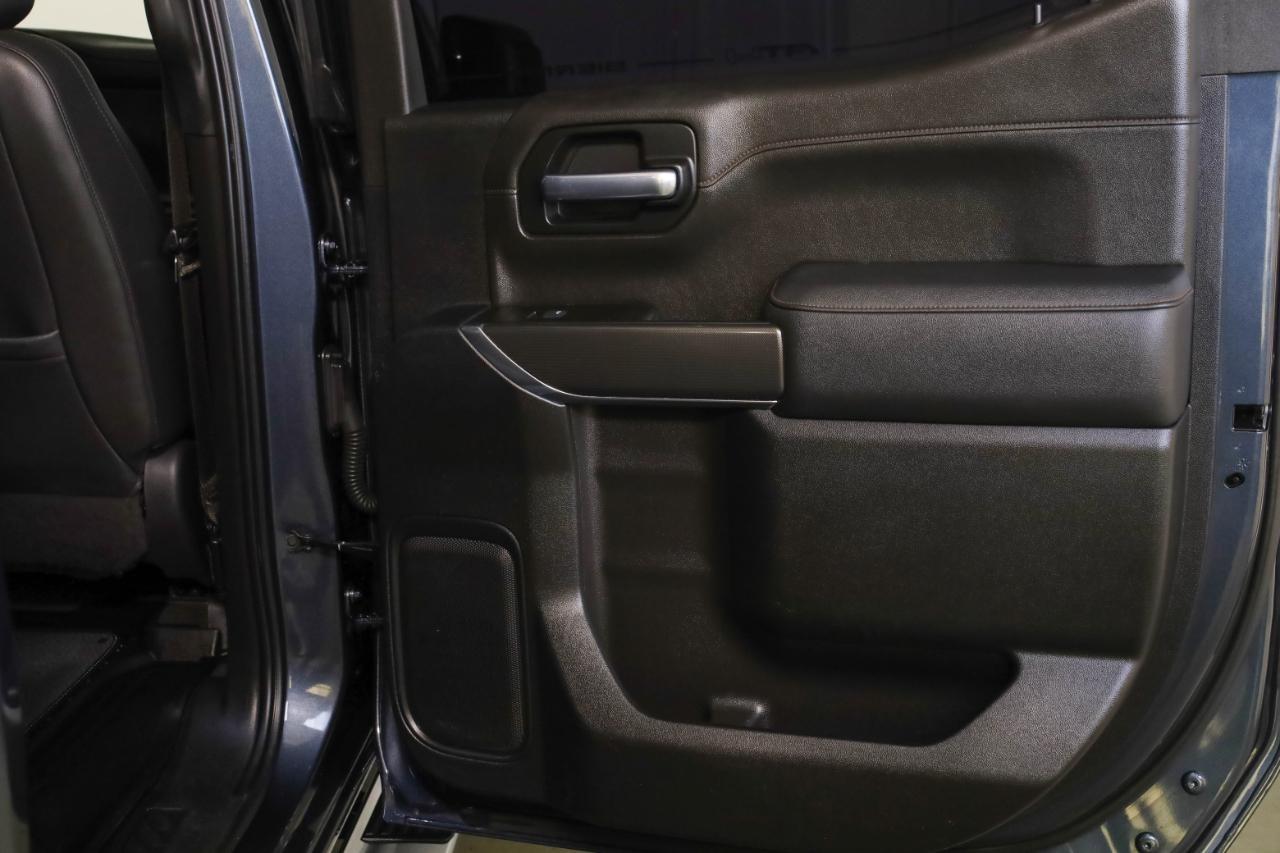 GMC Sierra 1500 4WD Crew Cab 147" AT4 2021