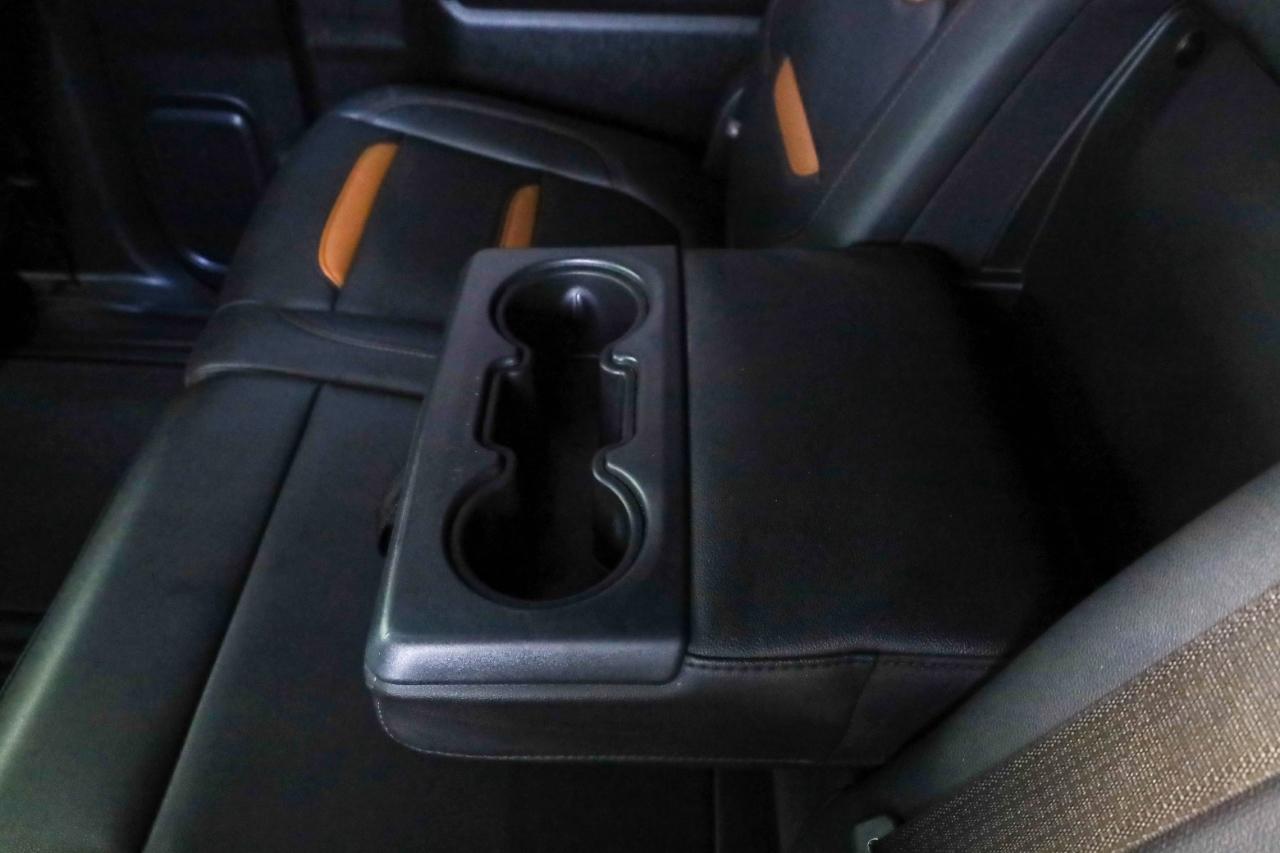 GMC Sierra 1500 4WD Crew Cab 147" AT4 2021