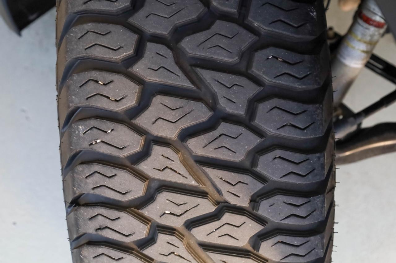 GMC Sierra 1500 4WD Crew Cab 147" AT4 2021