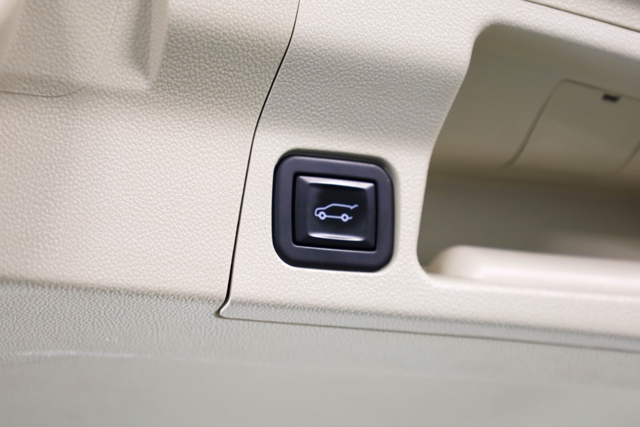 GMC Acadia AWD 4dr Denali 2020