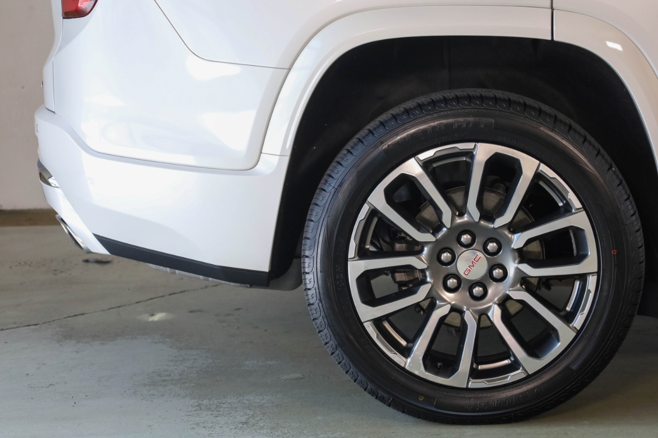 GMC Acadia AWD 4dr Denali 2020