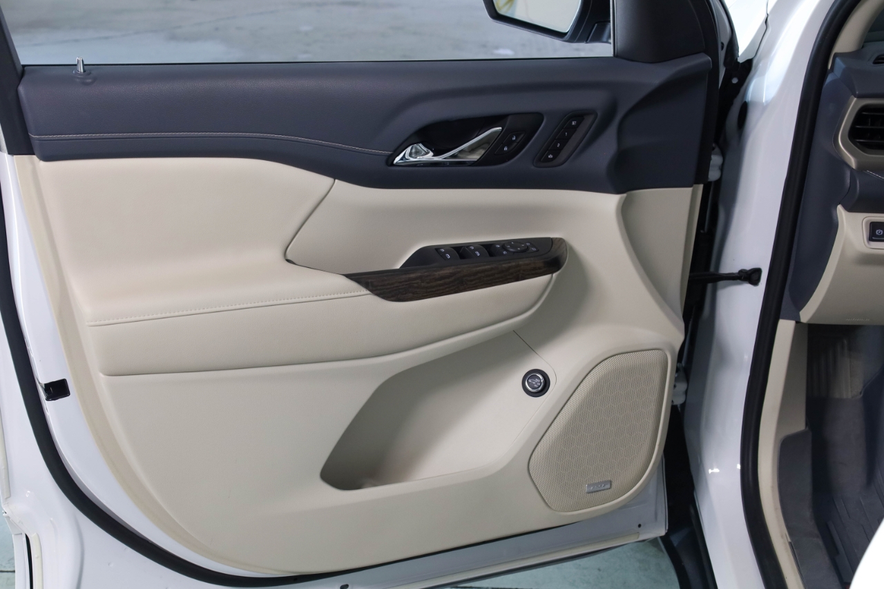 GMC Acadia AWD 4dr Denali 2020