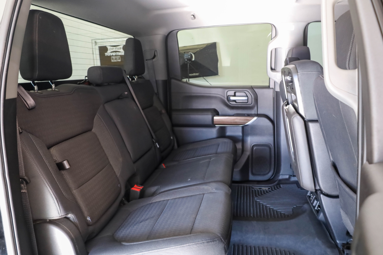 Chevrolet Silverado 1500 4WD Crew Cab 147" RST 2019