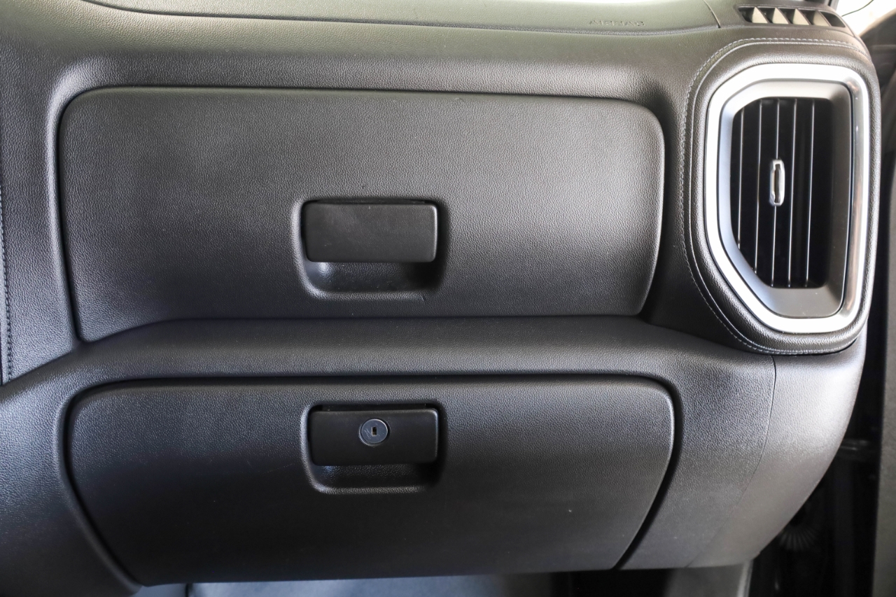 Chevrolet Silverado 1500 4WD Crew Cab 147" RST 2019