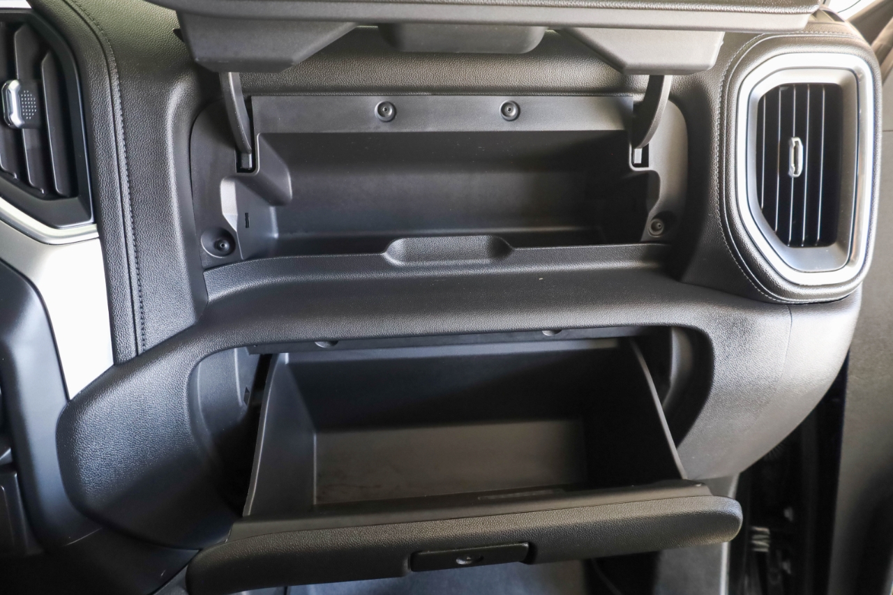 Chevrolet Silverado 1500 4WD Crew Cab 147" RST 2019