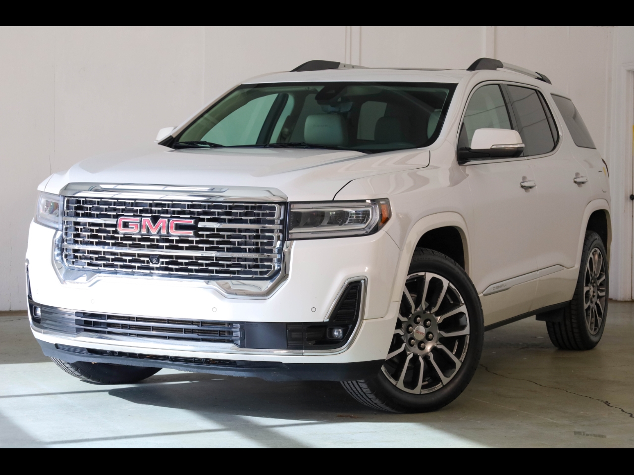 2020 GMC Acadia FWD 4dr Denali