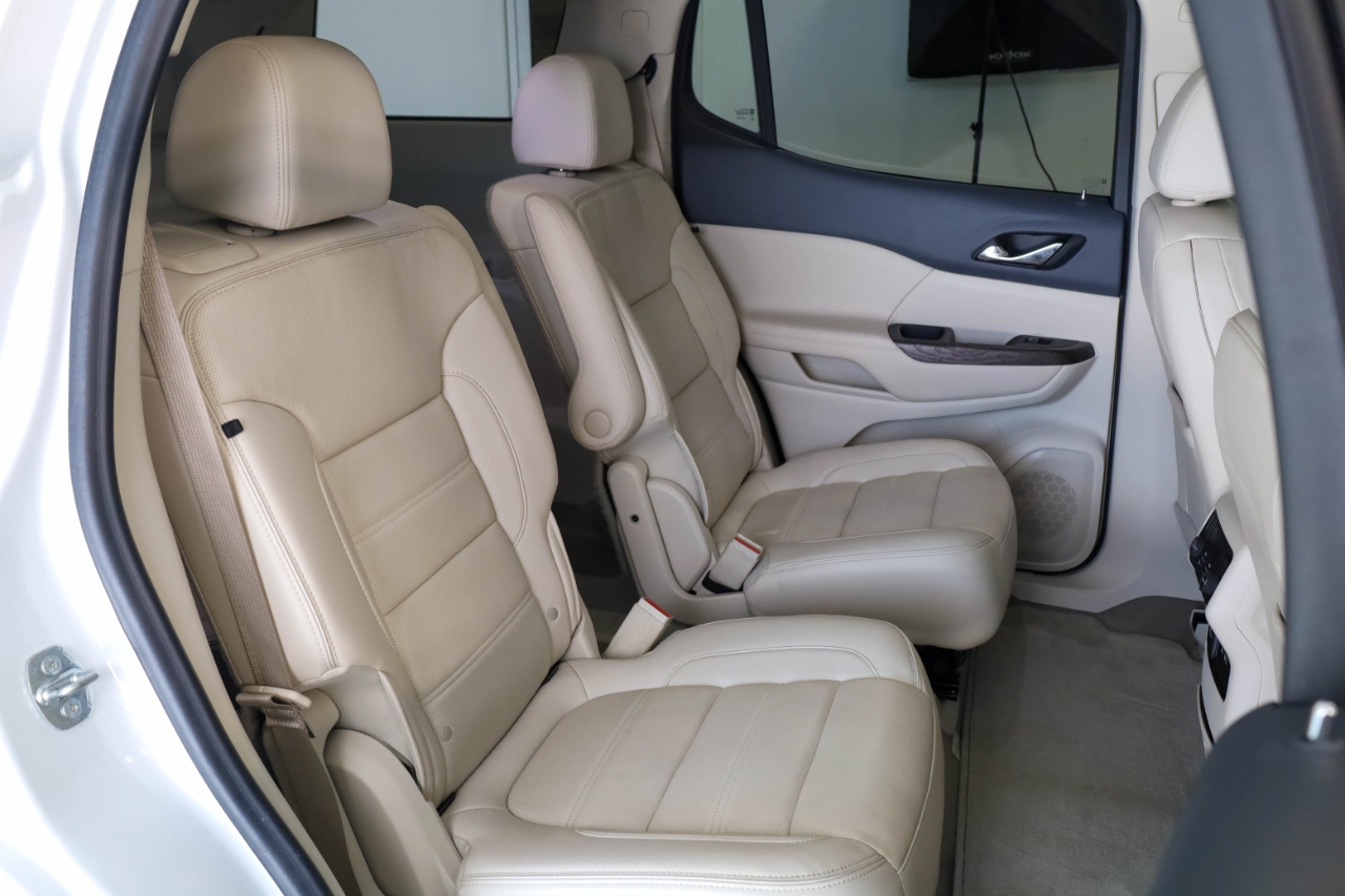 GMC Acadia FWD 4dr Denali 2020