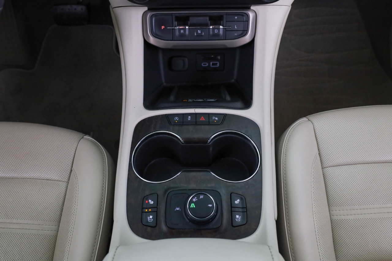 GMC Acadia FWD 4dr Denali 2020