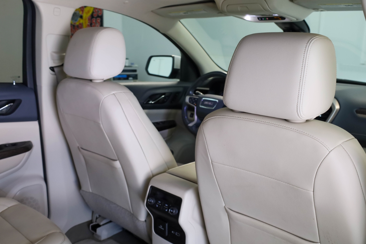 GMC Acadia FWD 4dr Denali 2020