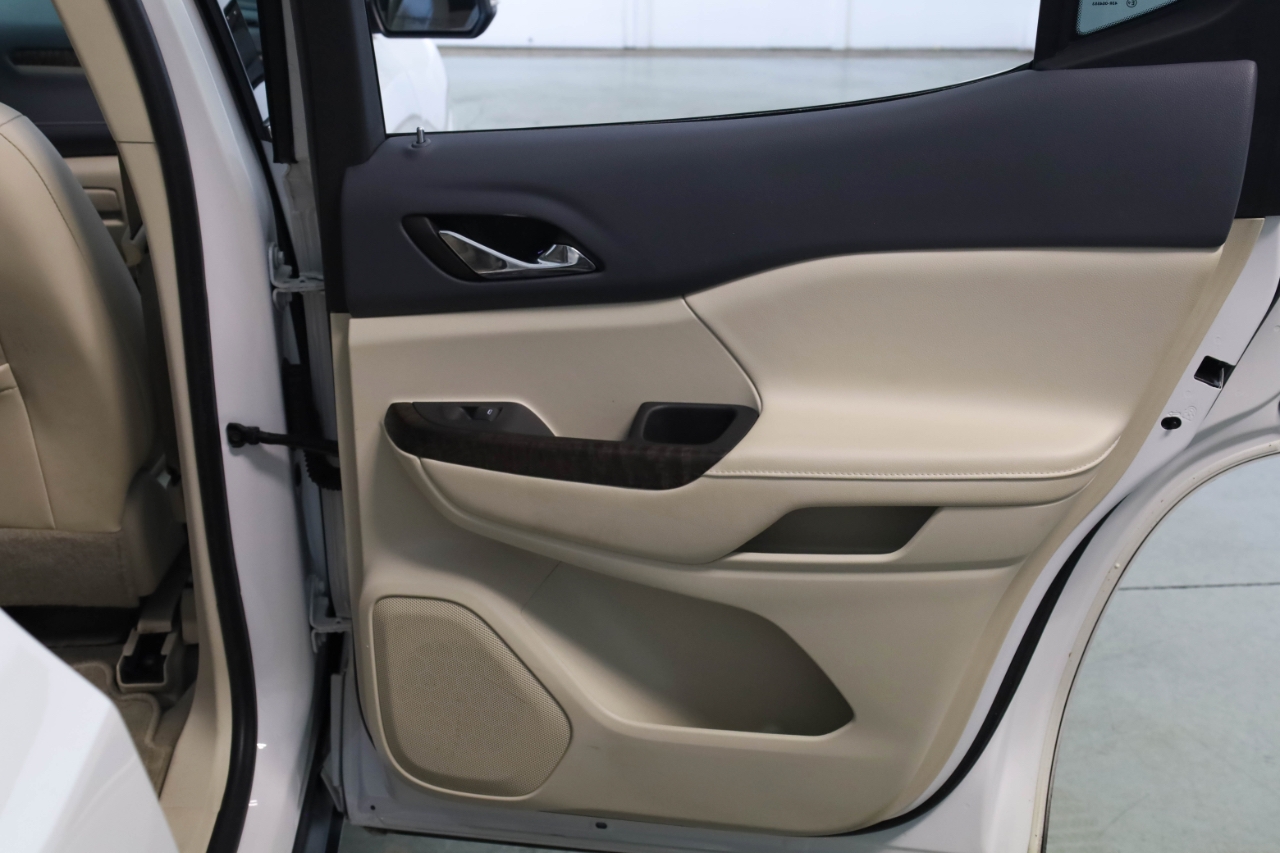 GMC Acadia FWD 4dr Denali 2020