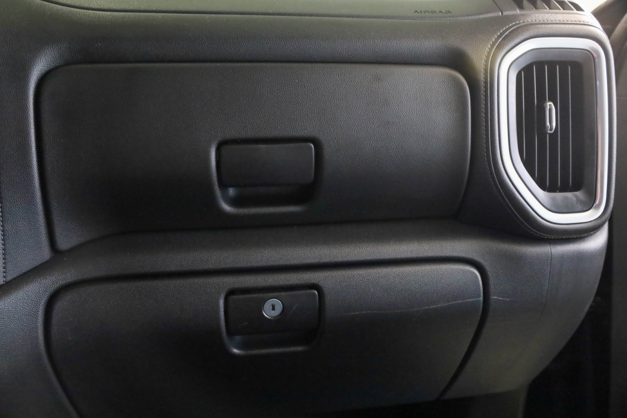 Chevrolet Silverado 1500 4WD Crew Cab 147" LT Trail Boss 2021