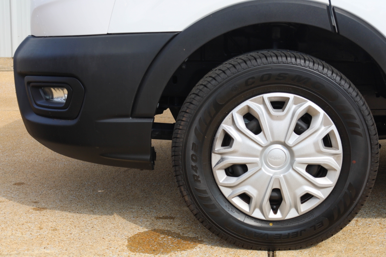 Ford Transit Cargo Van T-350 148" EL Hi Rf 9500 GVWR RWD 2022