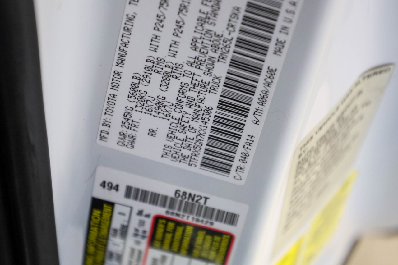 Toyota Tacoma 2WD SR5 Access Cab 6' Bed I4 AT (Natl) 2019