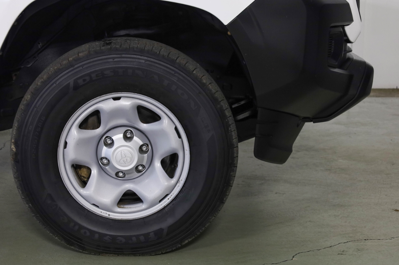 Toyota Tacoma 2WD SR5 Access Cab 6' Bed I4 AT (Natl) 2019