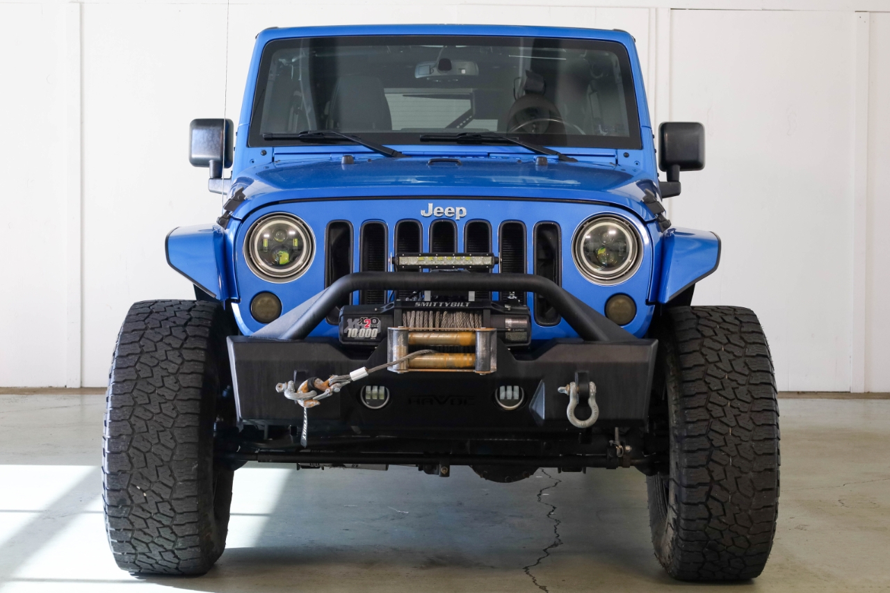 Jeep Wrangler Unlimited 4WD 4dr Sahara 2016