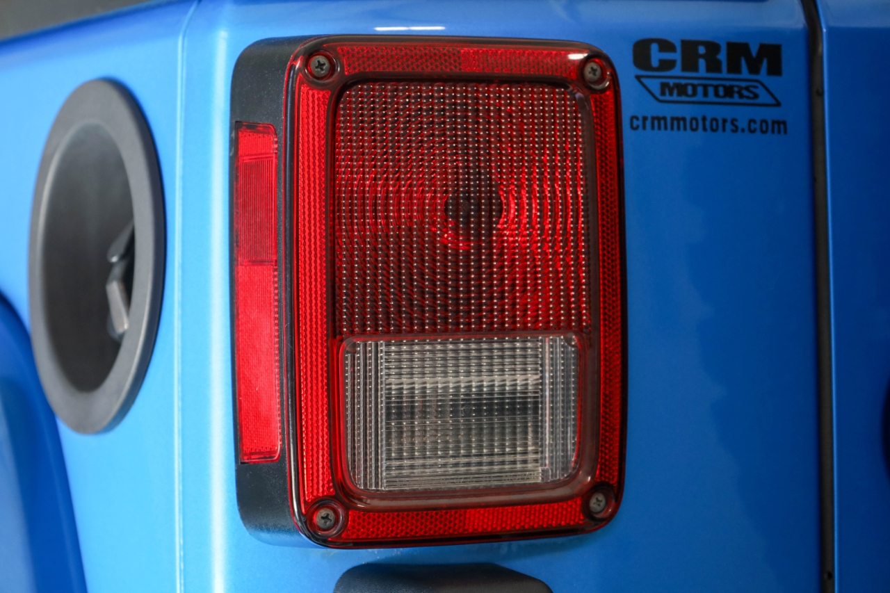 Jeep Wrangler Unlimited 4WD 4dr Sahara 2016