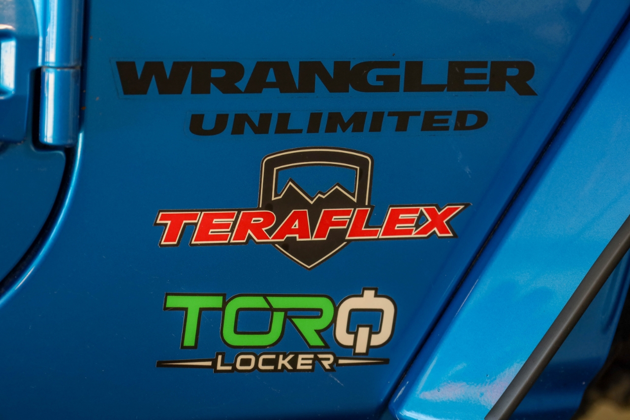 Jeep Wrangler Unlimited 4WD 4dr Sahara 2016