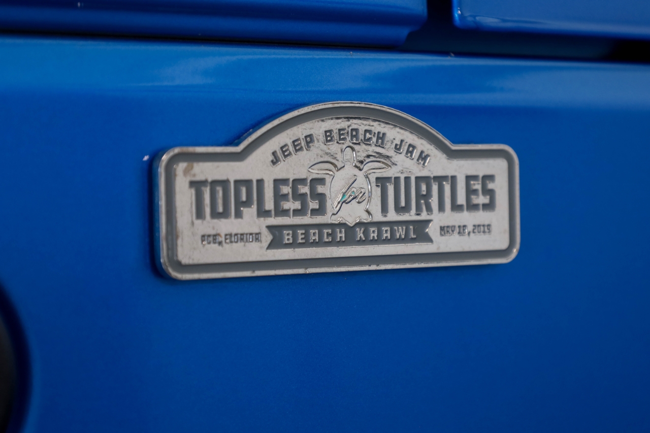 Jeep Wrangler Unlimited 4WD 4dr Sahara 2016