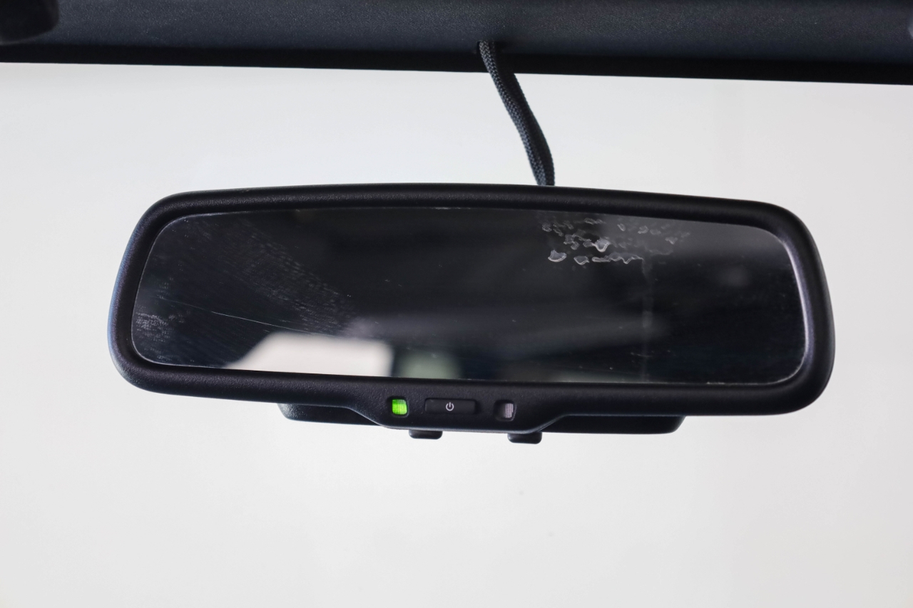 Jeep Wrangler Unlimited 4WD 4dr Sahara 2016