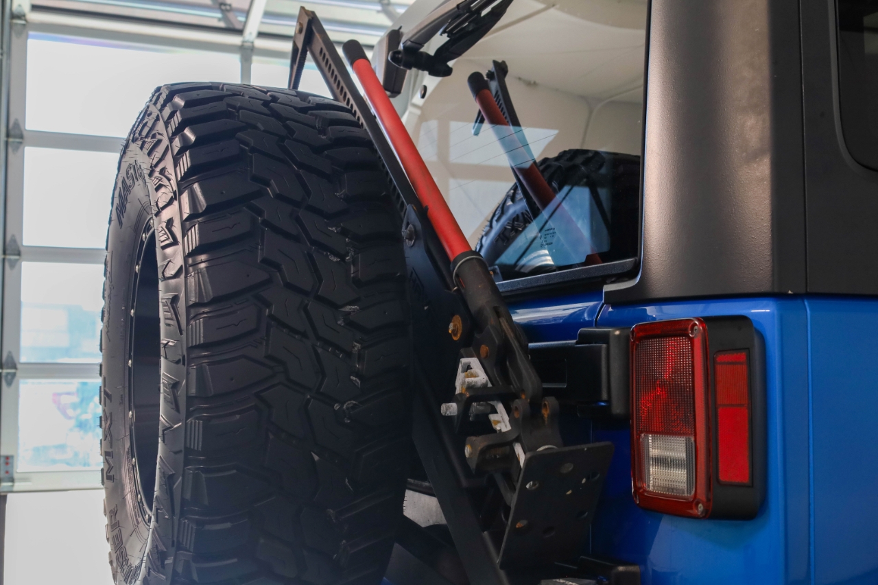 Jeep Wrangler Unlimited 4WD 4dr Sahara 2016