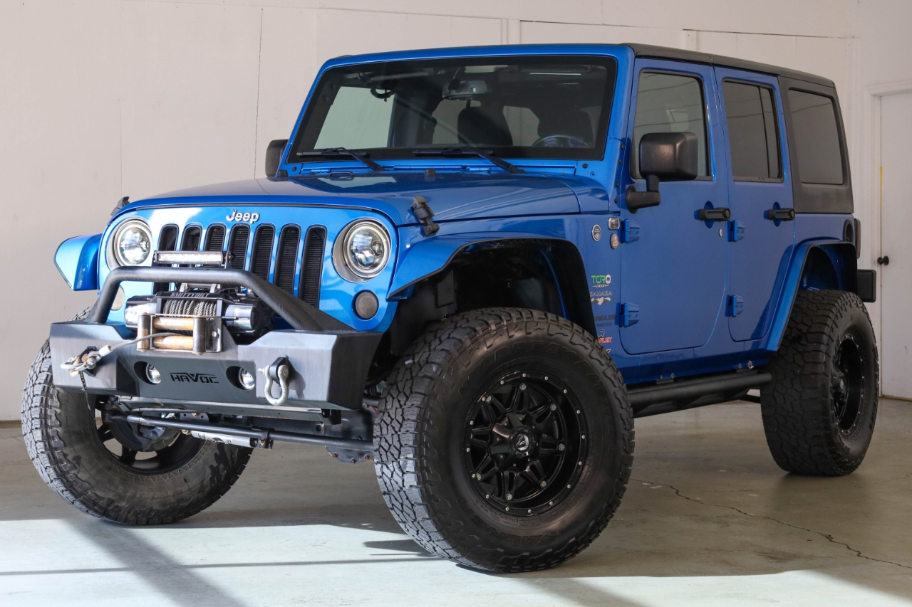 Jeep Wrangler Unlimited 4WD 4dr Sahara 2016
