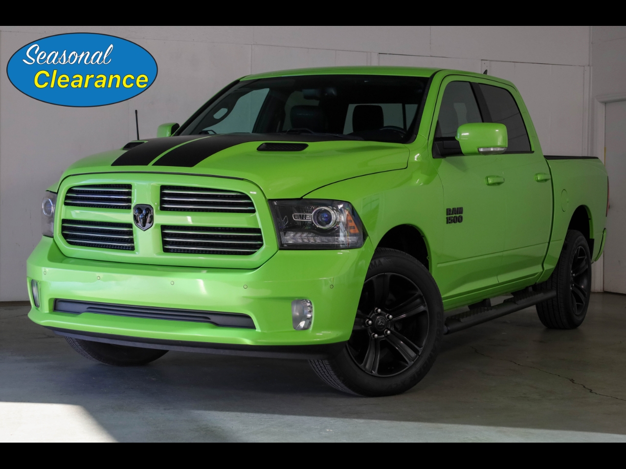 2017 RAM 1500 Sport 4x4 Crew Cab 5'7" Box