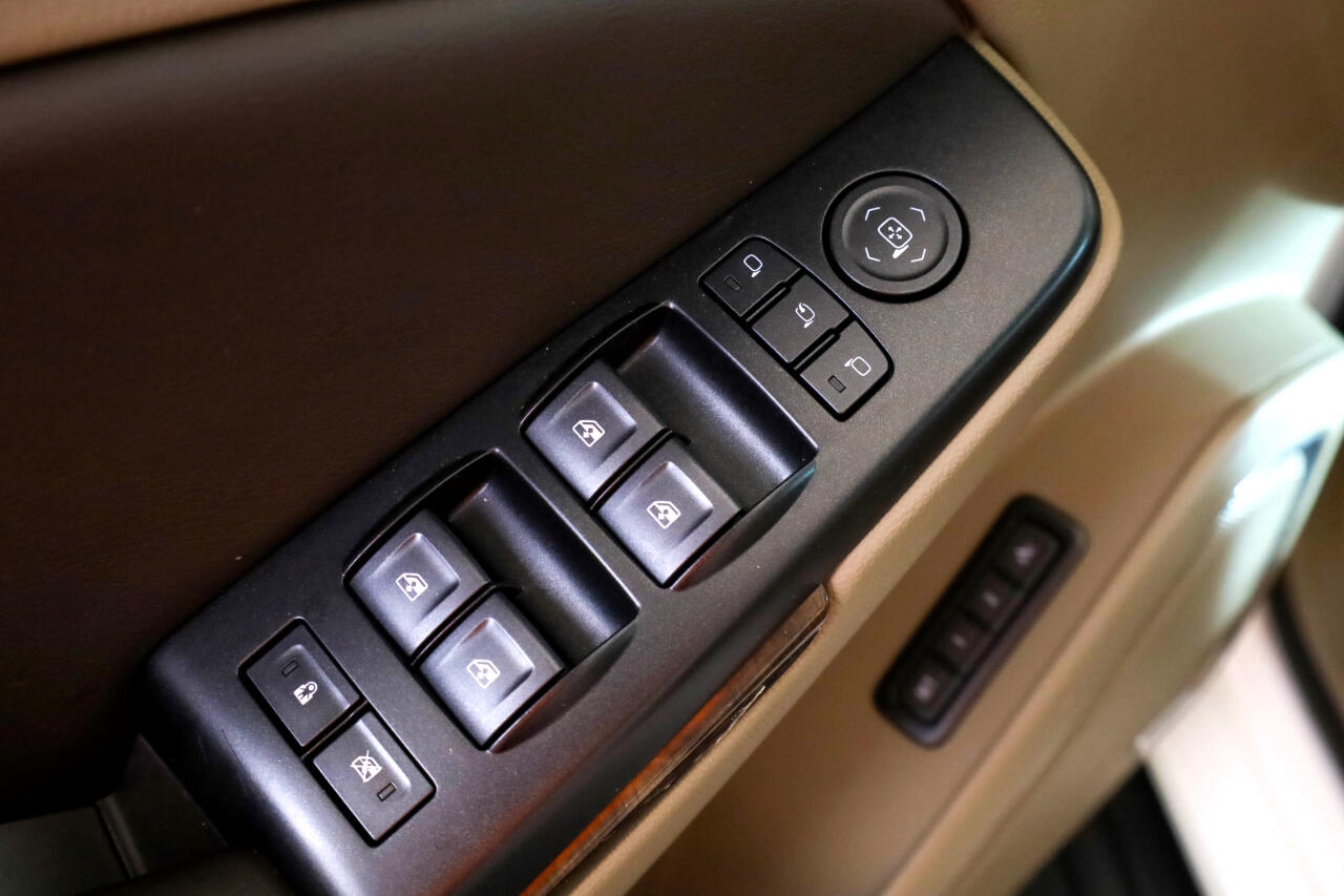 Chevrolet Tahoe 2WD 4dr LT 2018