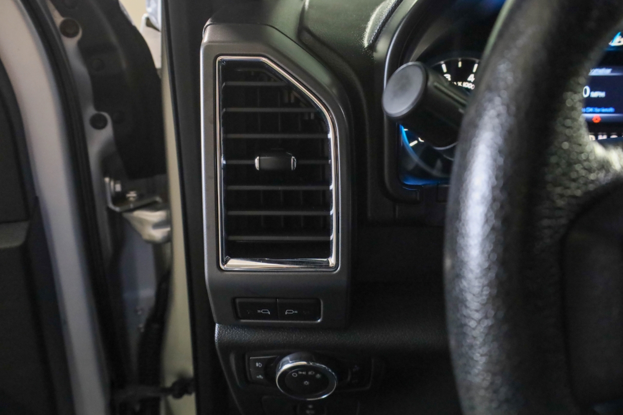 Ford F-150 4WD SuperCrew 145" King Ranch 2015