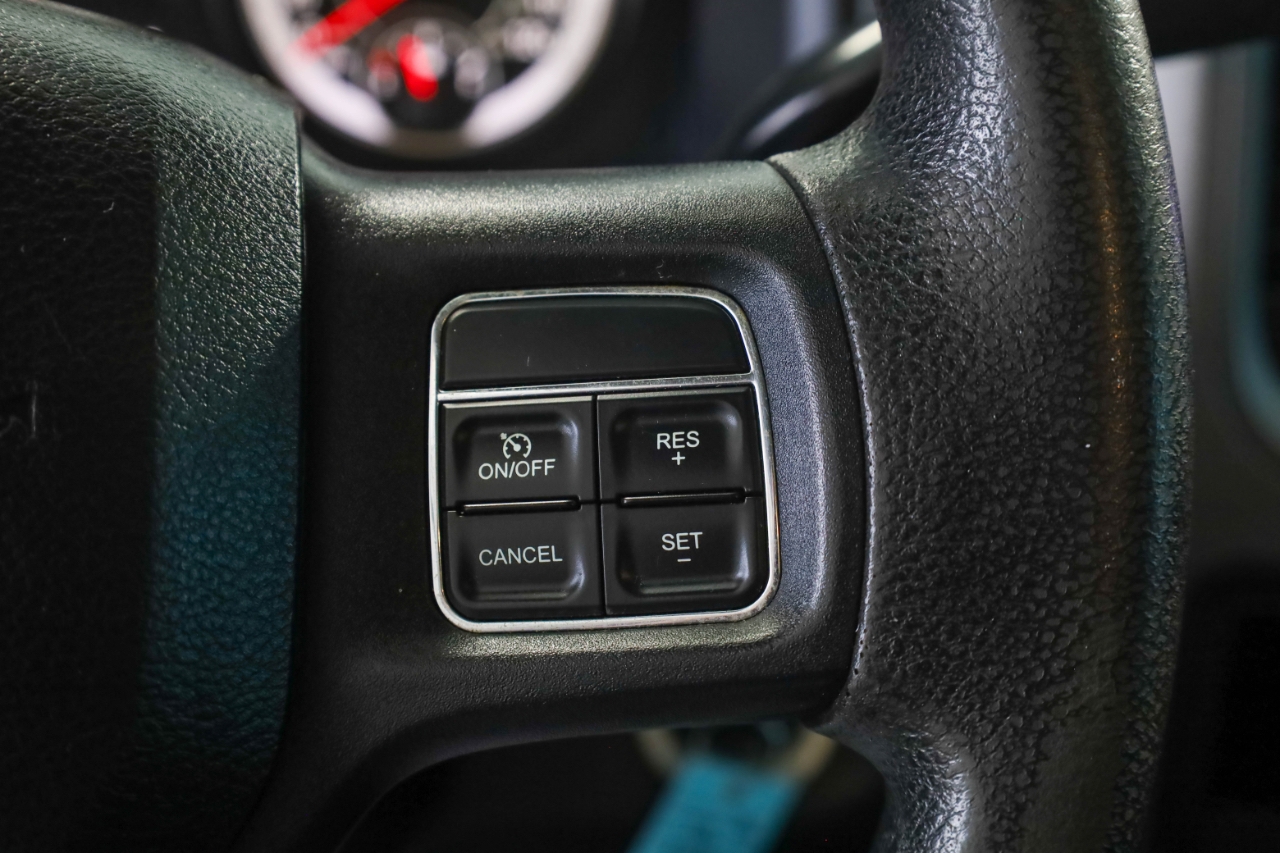 RAM 2500 4WD Crew Cab 169" Tradesman 2016