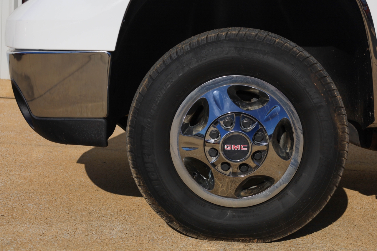 GMC Sierra 3500HD 4WD Crew Cab 167" DRW SLE 2009