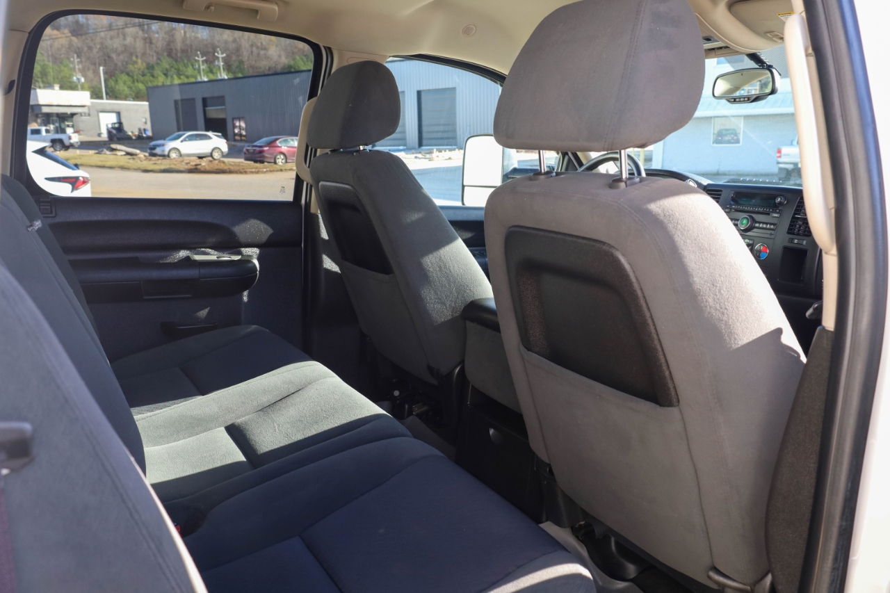 GMC Sierra 3500HD 4WD Crew Cab 167" DRW SLE 2009