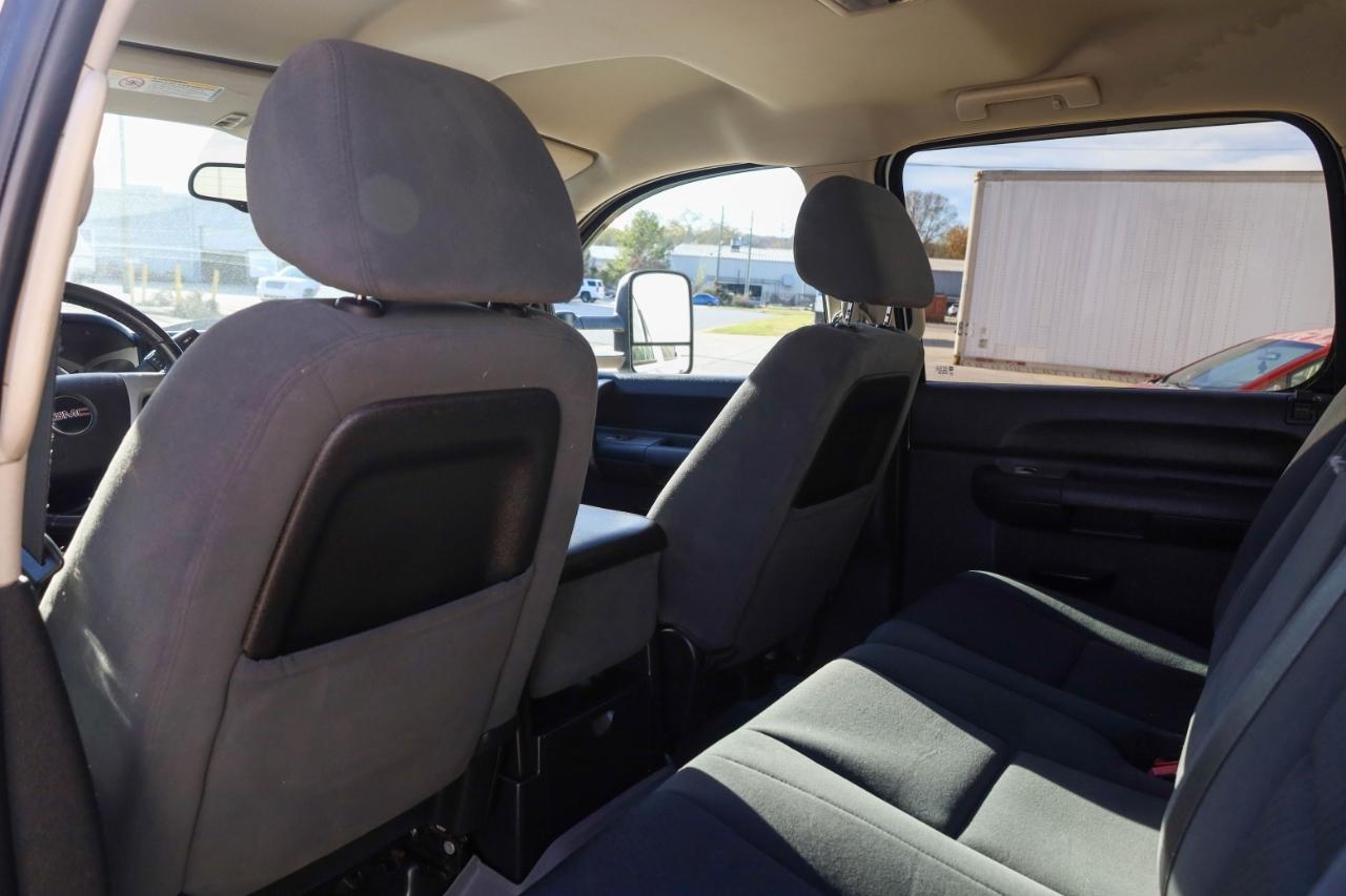 GMC Sierra 3500HD 4WD Crew Cab 167" DRW SLE 2009