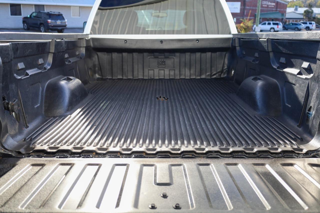 GMC Sierra 3500HD 4WD Crew Cab 167" DRW SLE 2009