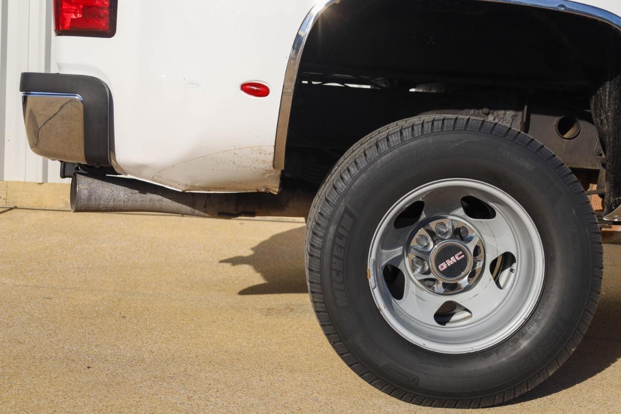 GMC Sierra 3500HD 4WD Crew Cab 167" DRW SLE 2009