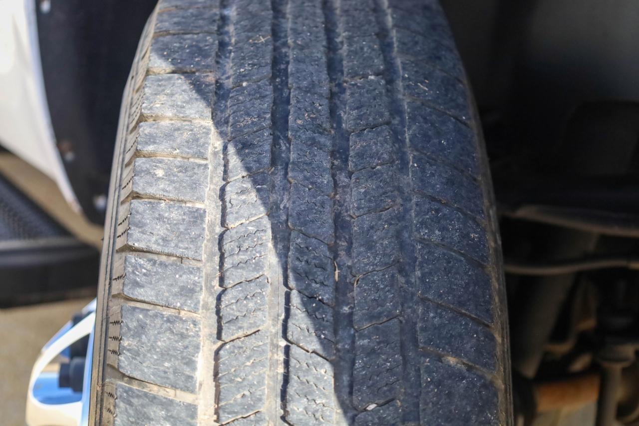 GMC Sierra 3500HD 4WD Crew Cab 167" DRW SLE 2009